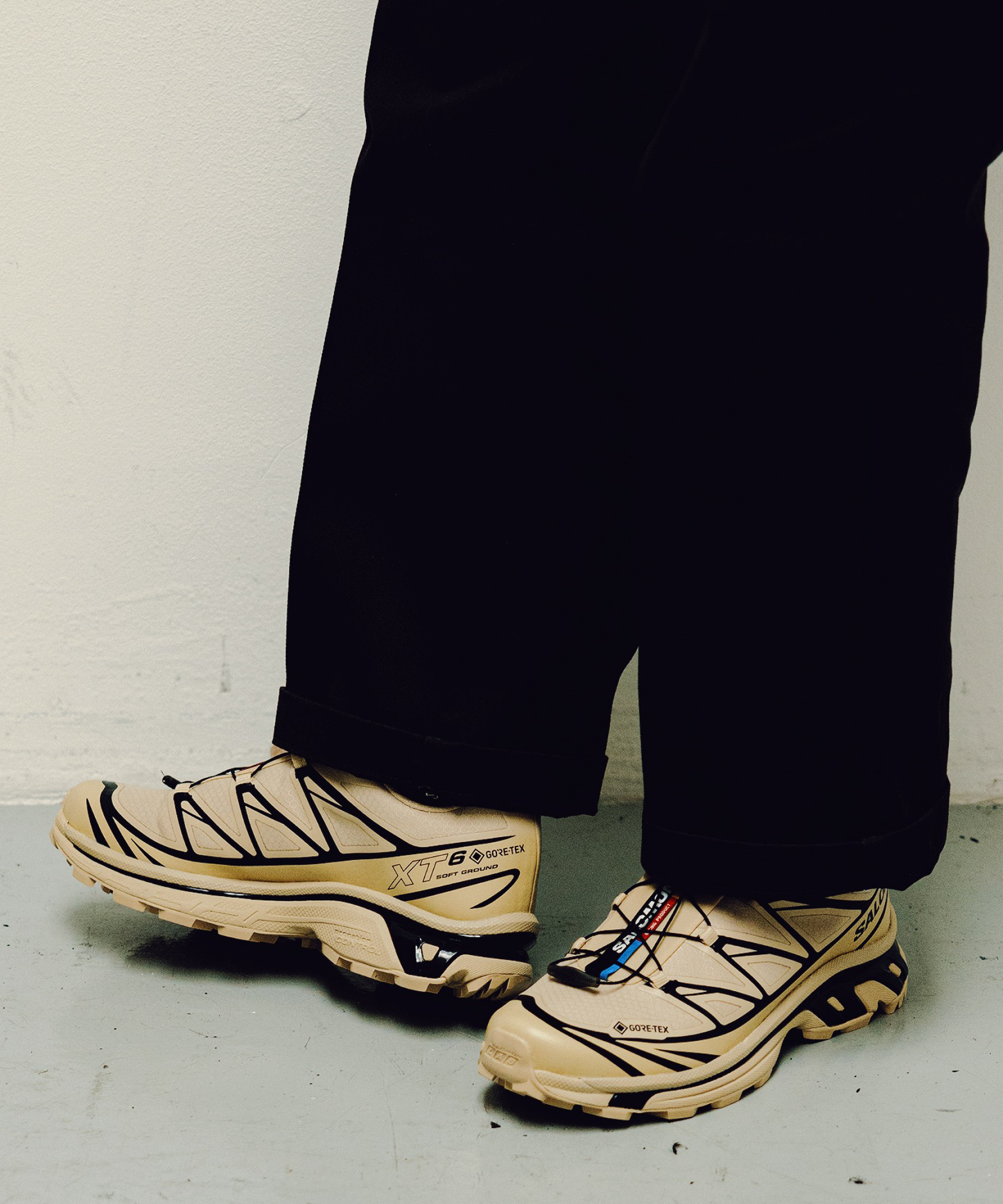 Salomon XT-6 GORE-TEX - Safari / Safari / Black - View 2