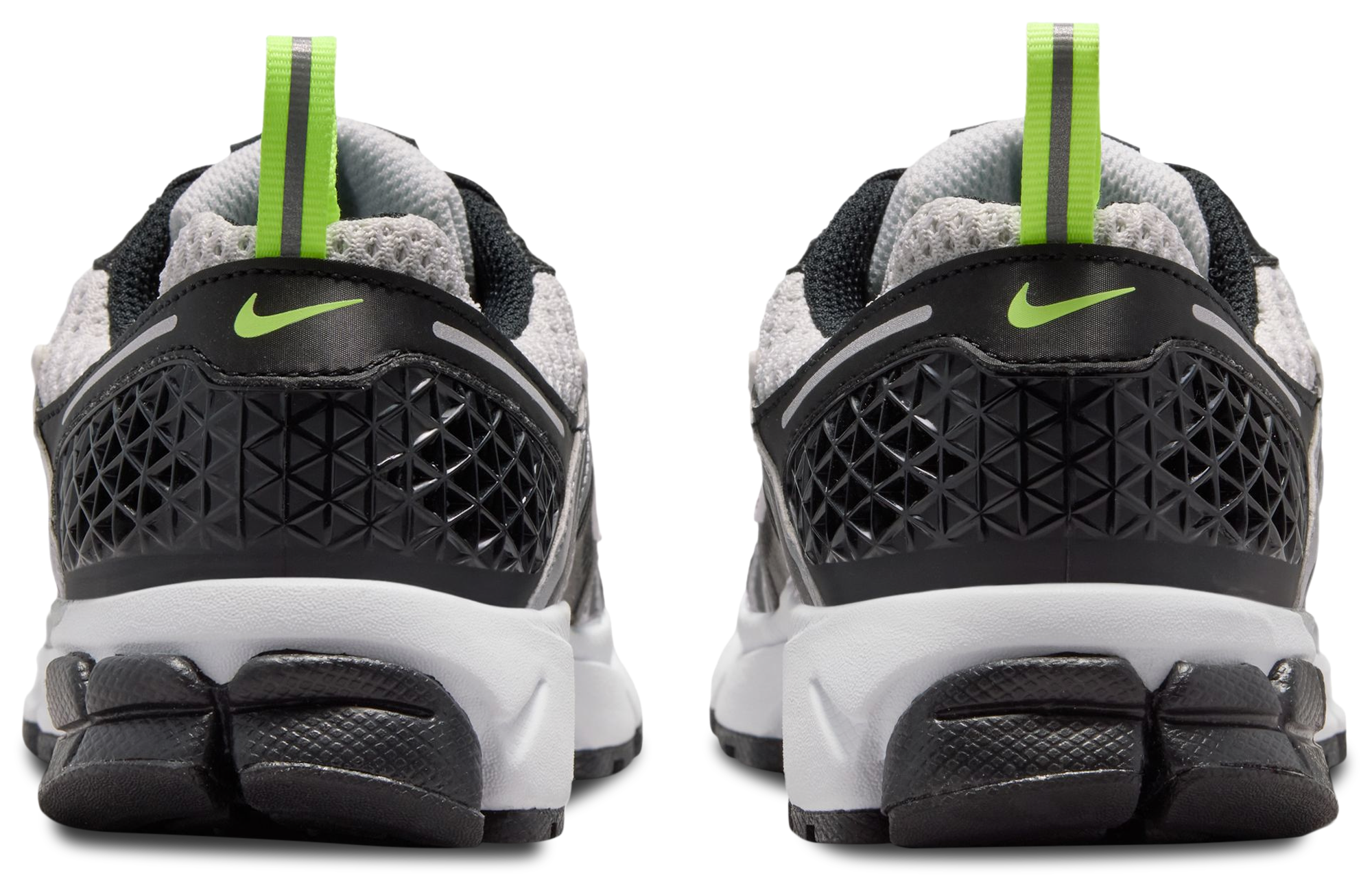 Nike Vomero 5 童款 - Black/Metallic Silver/Photon Dust - Image 3