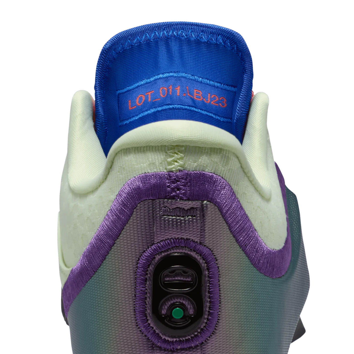 Nike LeBron XXIII 童款 - Volt Tint/Black/Multi - Image 9
