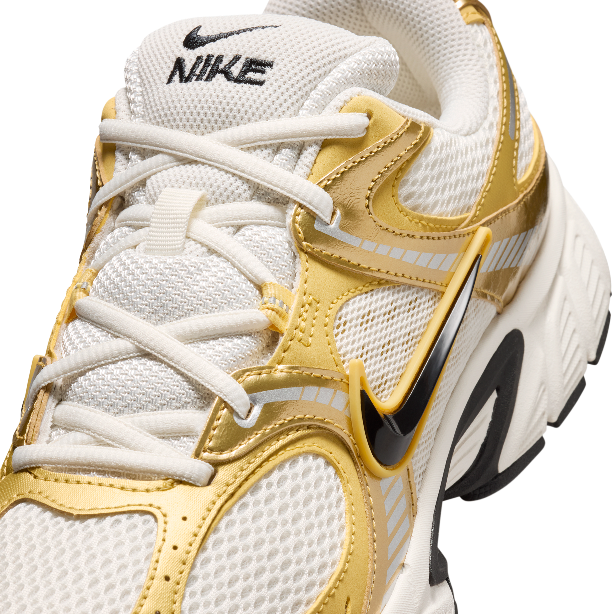 Nike V5 RNR - Sail/Black/Buff Gold - Image 7
