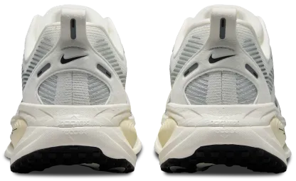 Nike Vomero 18 - Coconut Milk/Black/Summit White - Image 3
