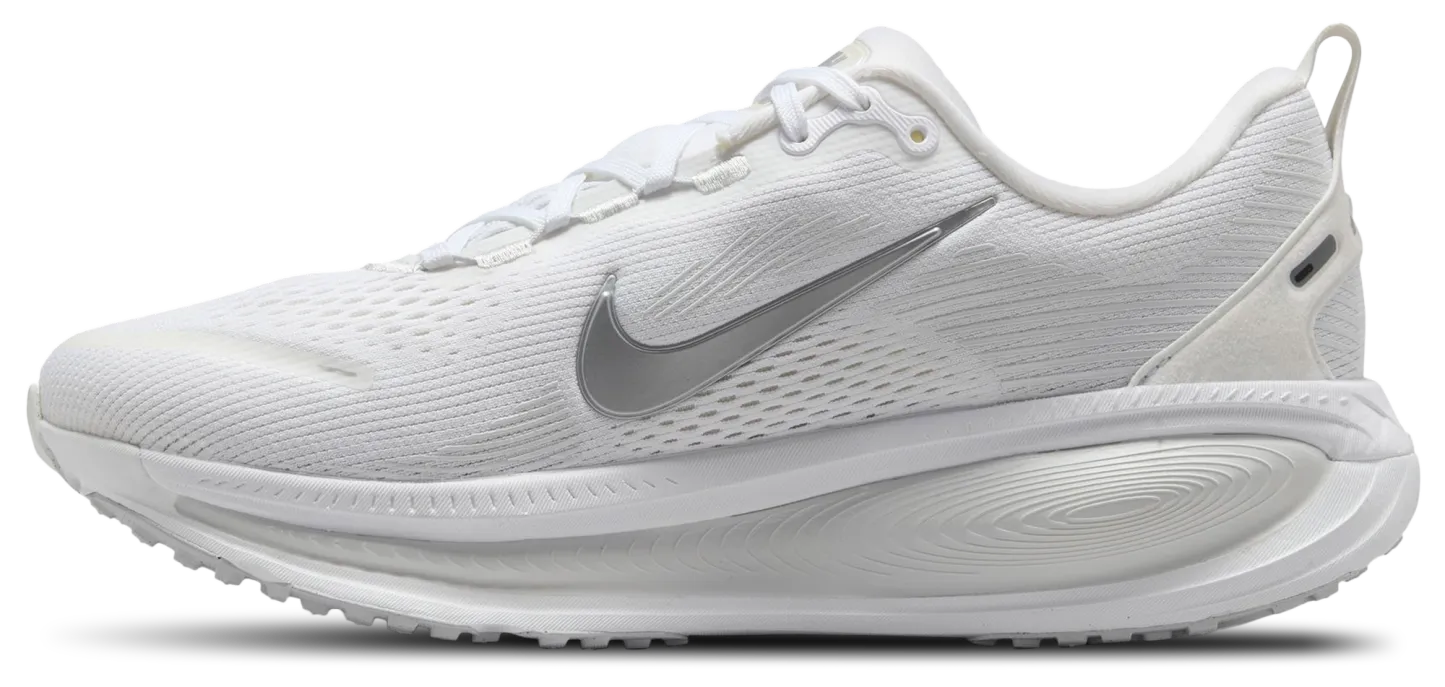 Nike Vomero 18 - Metallic Silver/White - Image 2