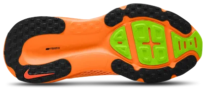 Nike Vomero 18 - Orange - Image 4