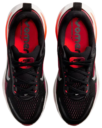 Nike Vomero 18 童款 - Crimson/Black/Summit White - Image 4