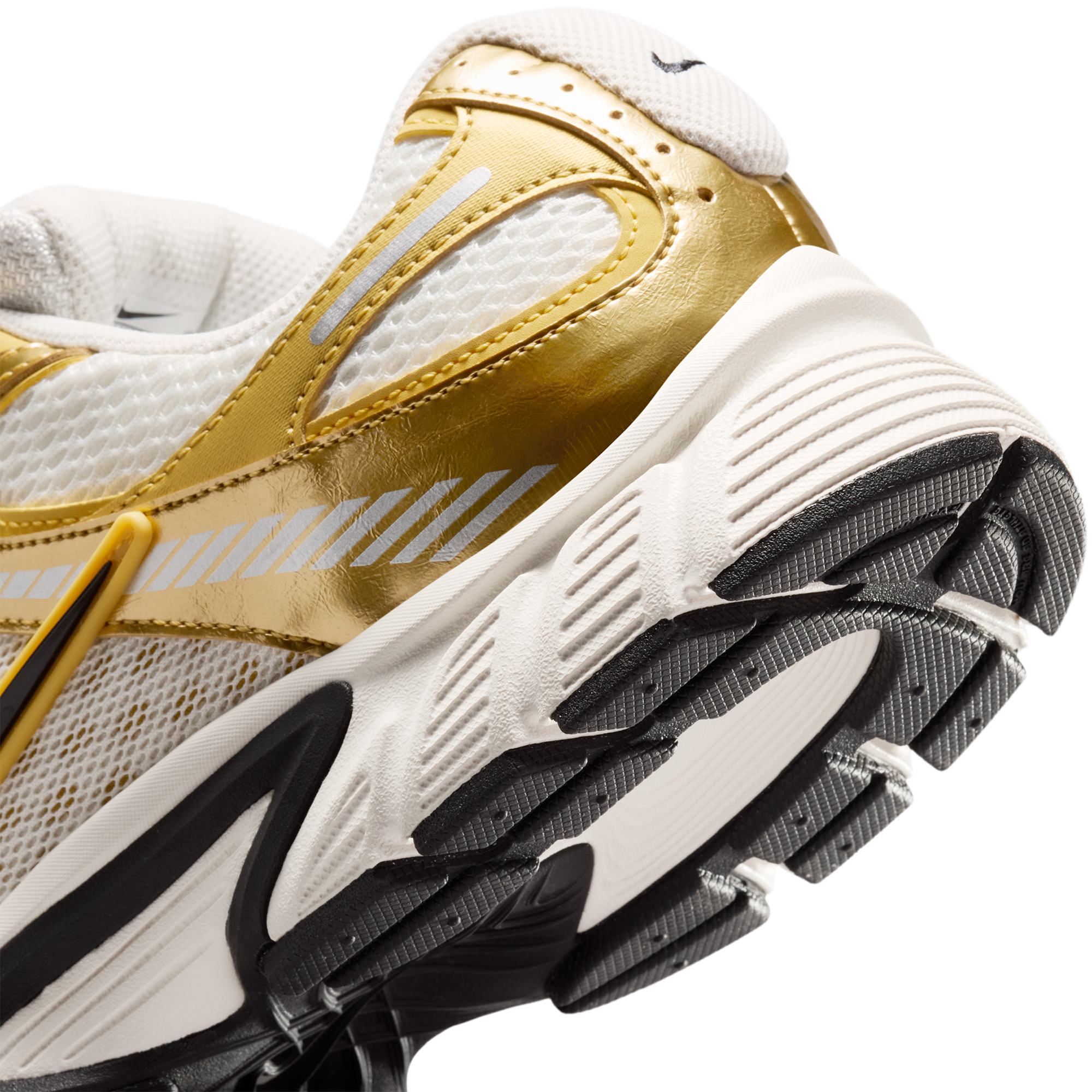 Nike V5 RNR - Sail/Black/Buff Gold - Image 8