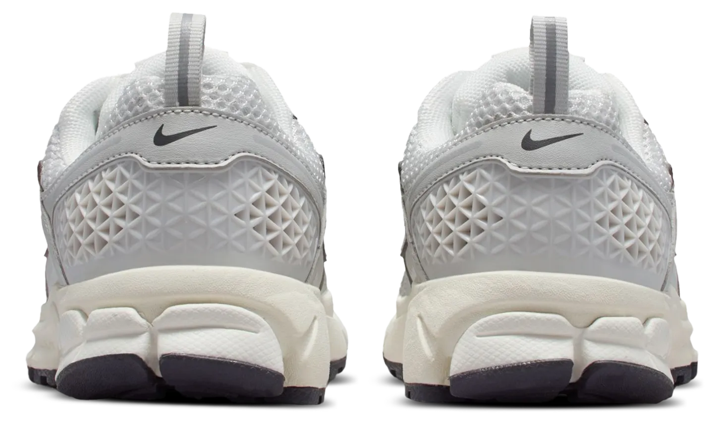 Nike Vomero 5 童款 - Photon Dust/Sail/Chrome - Image 3