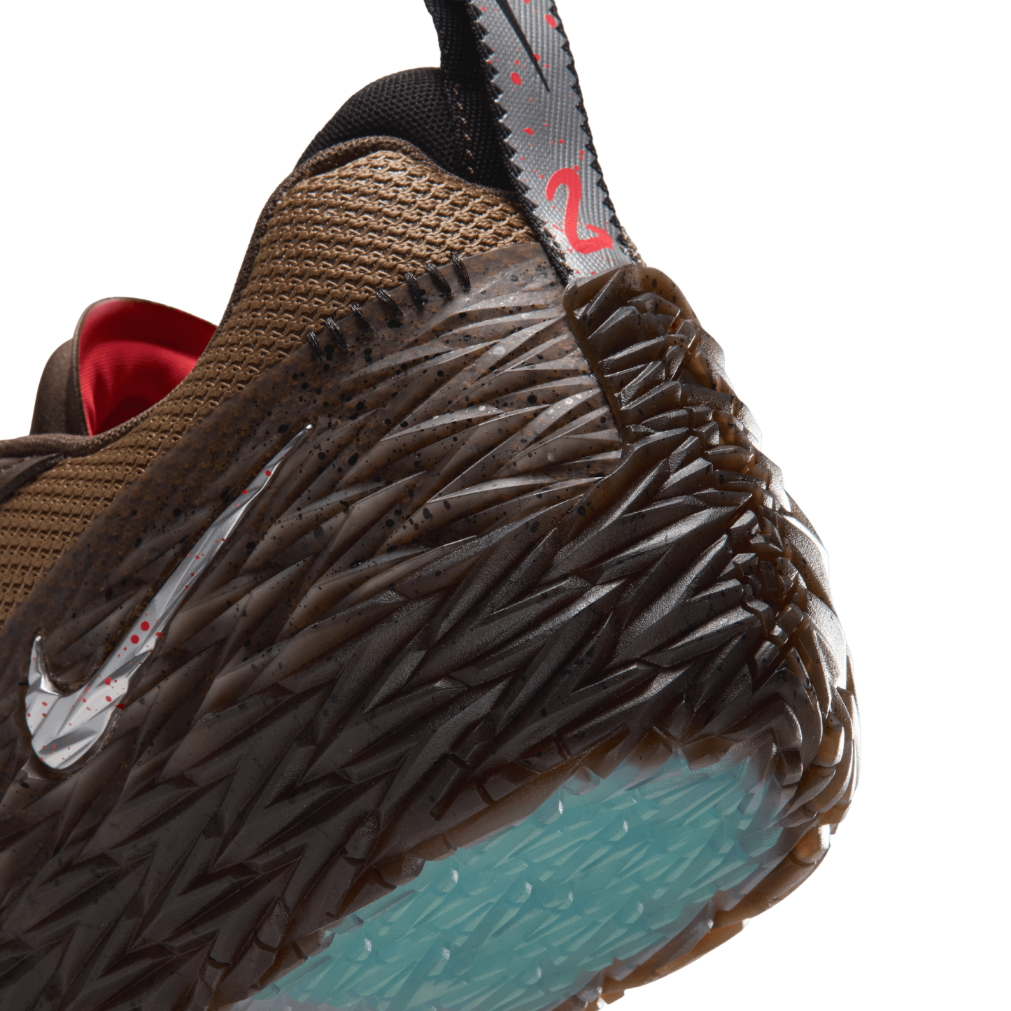 Nike S.T. Charge - Metallic Silver/Taupe/Light British Tan - Image 8