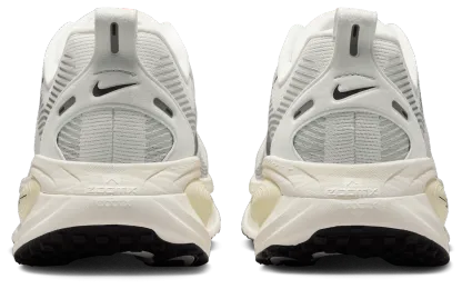 Nike Vomero 18 - Summit White/Black - Image 3