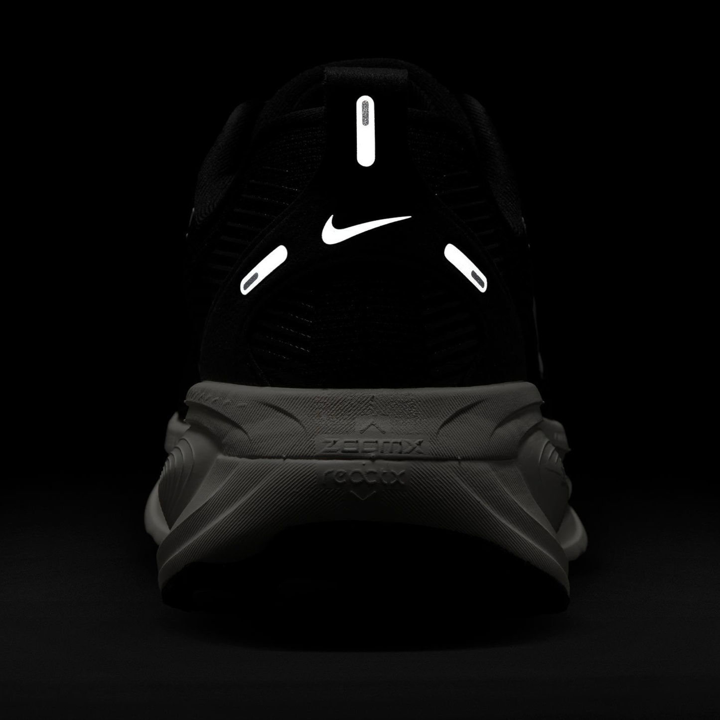 Nike Vomero 18 - Summit/Black - Image 6