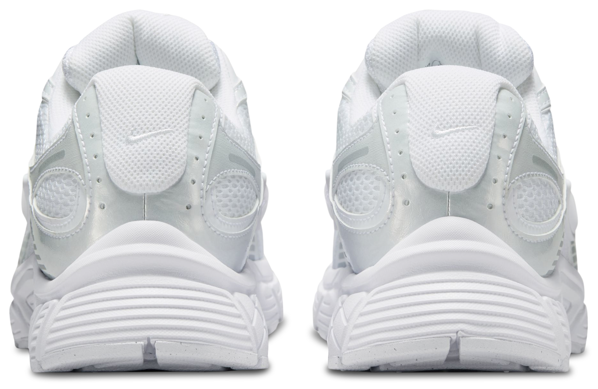 Nike V5 RNR - White/White/Black - Image 3
