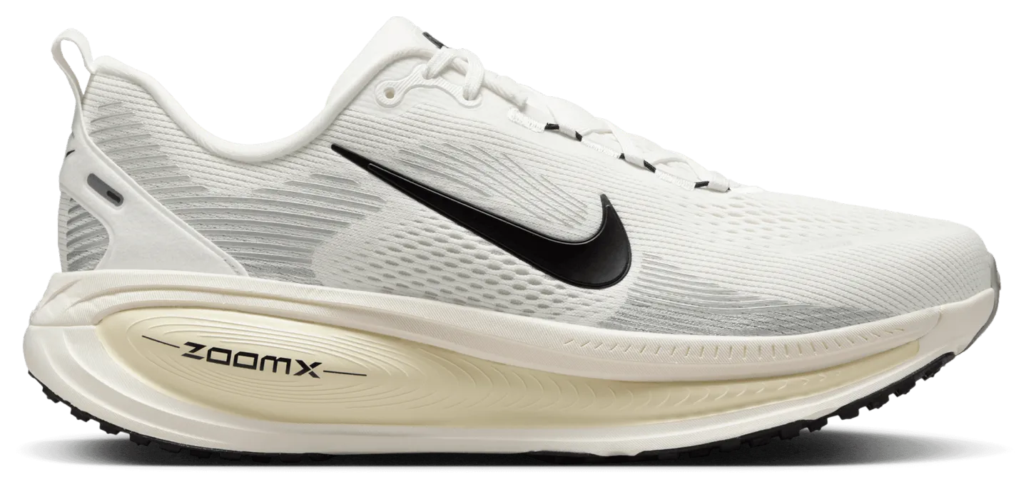 Nike Vomero 18 - Summit White/Black - Image 1