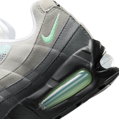 Nike Air Max 95 - Black/Green/White - Image 8