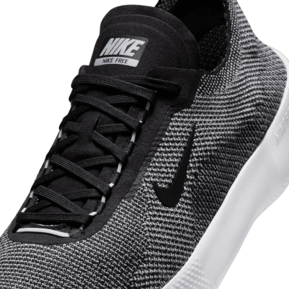 Nike Free 2025 - Black/White - Image 7