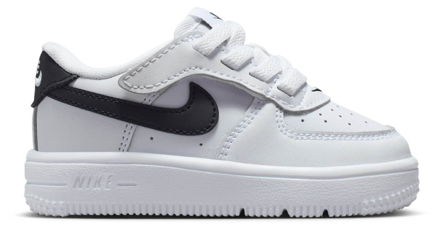 Nike Air Force 1 童款 - White/Black - Image 1