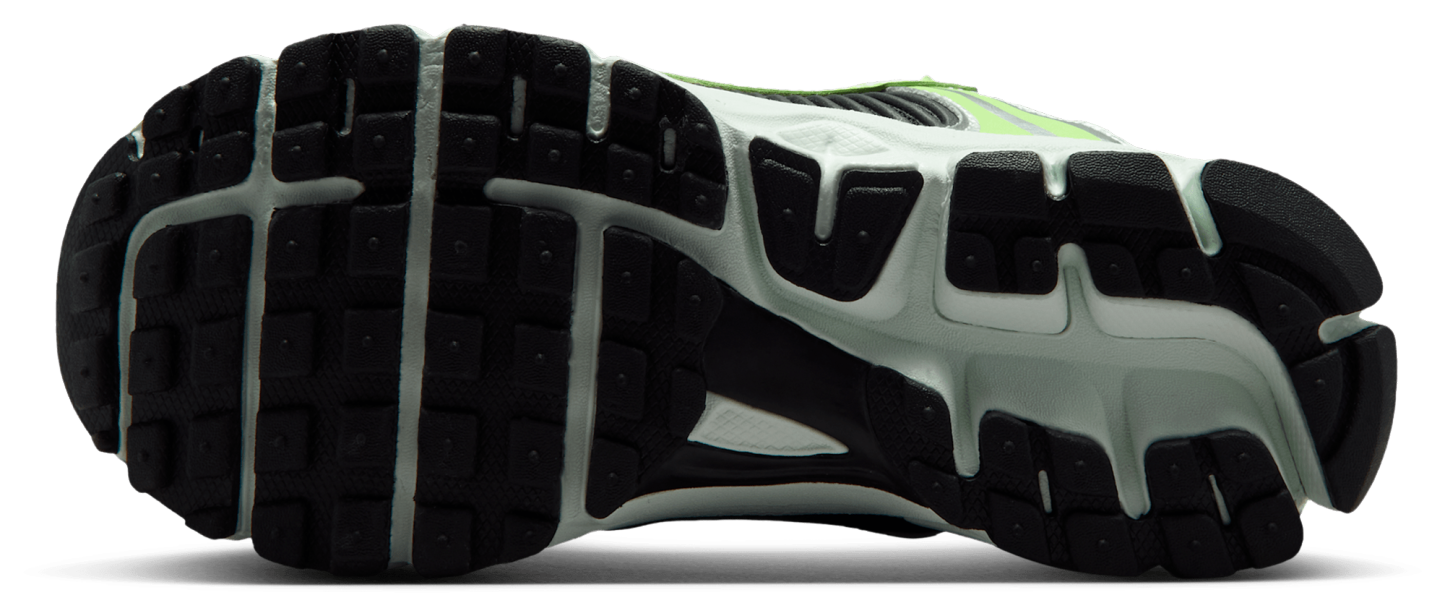 Nike Vomero 5 童款 - Barely Green/Black/Volt Ice - Image 5
