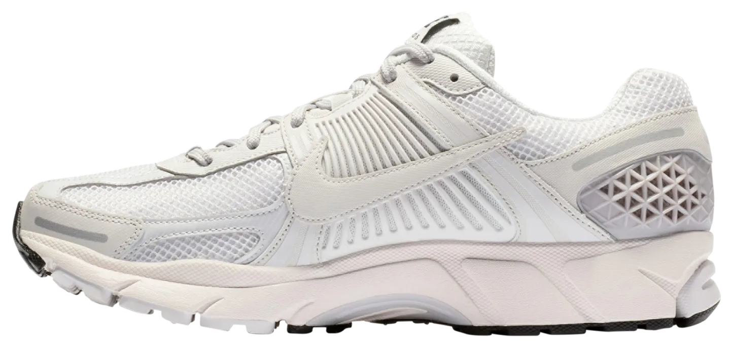 Nike Vomero 5 - Silver/Grey/Black - Image 3