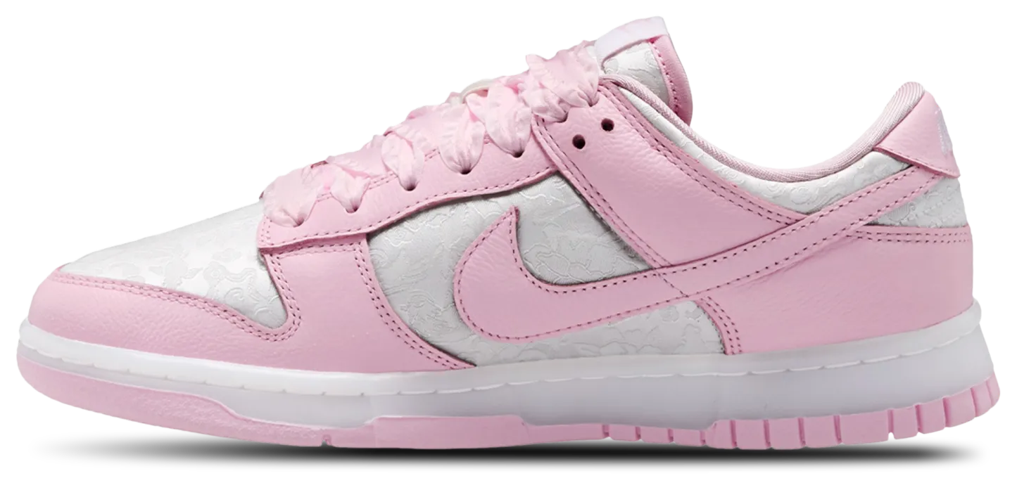Nike Dunk Low SE SFF - Pink Foam/White - Image 2