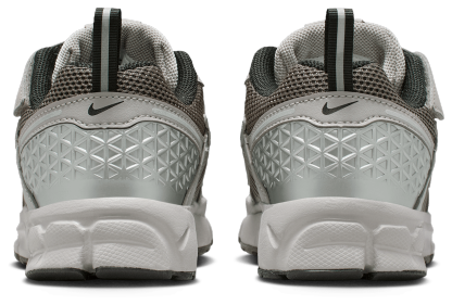 Nike Vomero 5 童款 - College Grey/Black/Cave Stone - Image 3