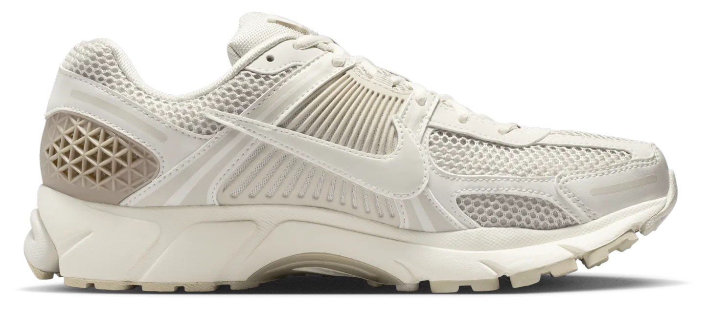 Nike Vomero 5 - Lt Bone/Cream Ii/Phantom - Image 1