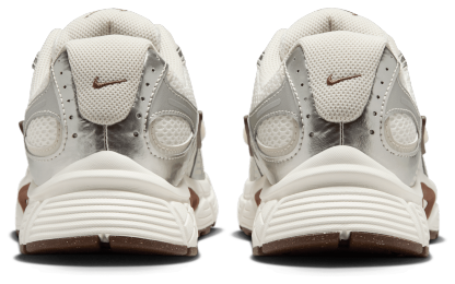 Nike V5 RNR - Women's - Sail/Lt Orewood Brown/Fauna Brown - Image 3