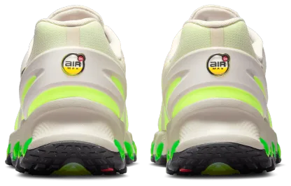 Nike Air Max DN8 - Lt Orewood Brn/Moon Particle/Black - Image 3