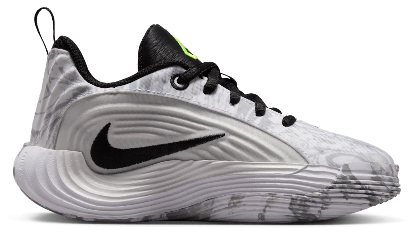 Nike Giannis Immortality 5 童款 - White/Metallic Silver/Off White - Image 1