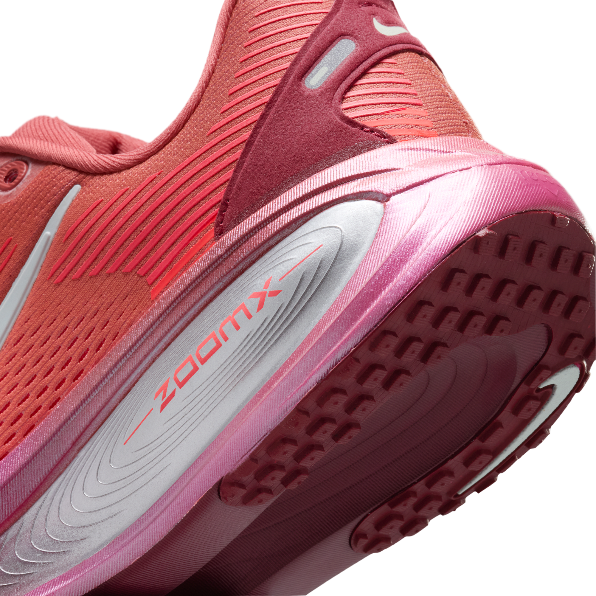 Nike Vomero 18 - Lt Redwood/Barely Green/Brt Crimson - Image 8