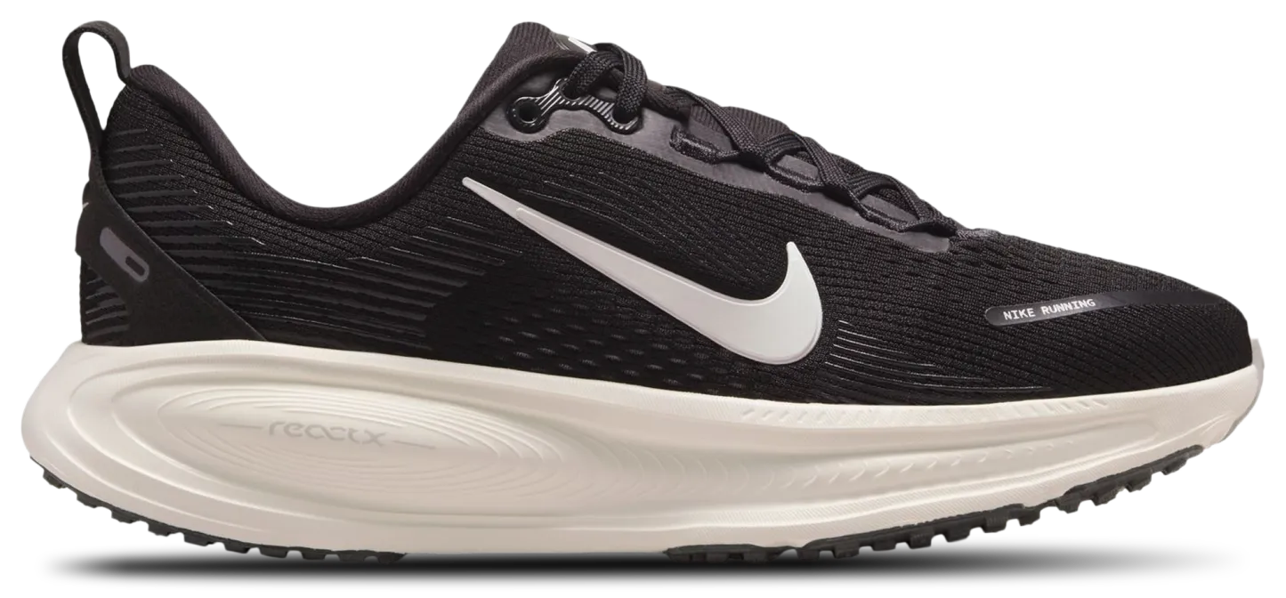 Nike Vomero 18 童款 - Coconut Milk/Black/Summit White - Image 1