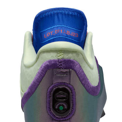 Nike LeBron XXIII 童款 - Volt Tint/Black/Multi - Image 9
