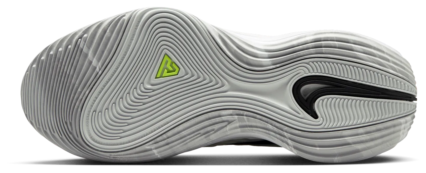 Nike Giannis Immortality 5 - White/Off White/Metallic Silver - Image 5
