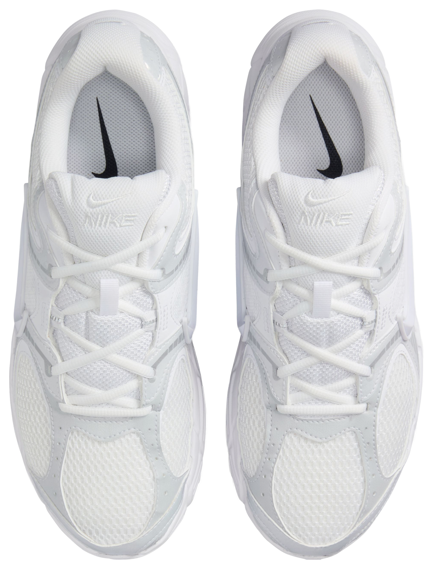 Nike V5 RNR - White/White/Black - Image 4