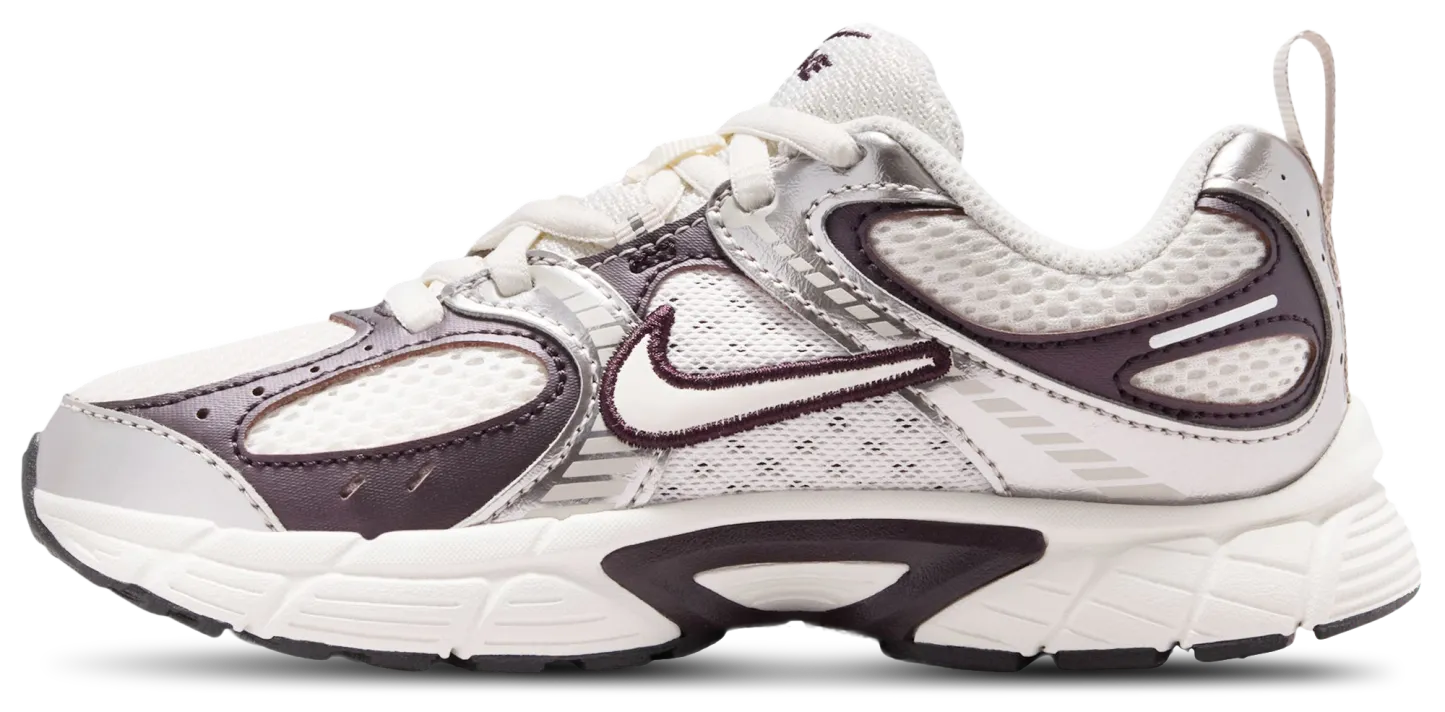 Nike V5 RNR 童款 - White/Silver - Image 2