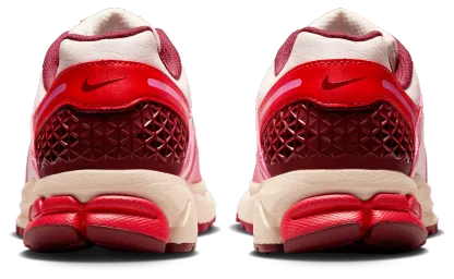 Nike Zoom Vomero 5 - Lt Crimson/Lt Soft Pink/Team Red - Image 3