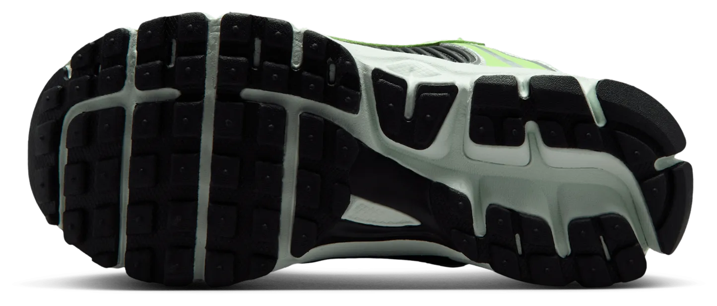 Nike Vomero 5 童款 - Barely Green/Black/Volt Ice - Image 5