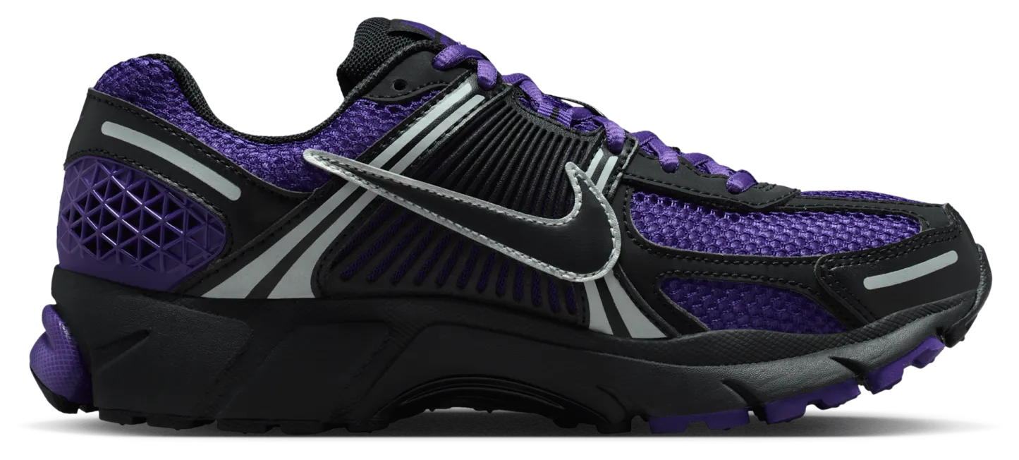 Nike Zoom Vomero 5 - Black/Black/Court Purple - Image 1