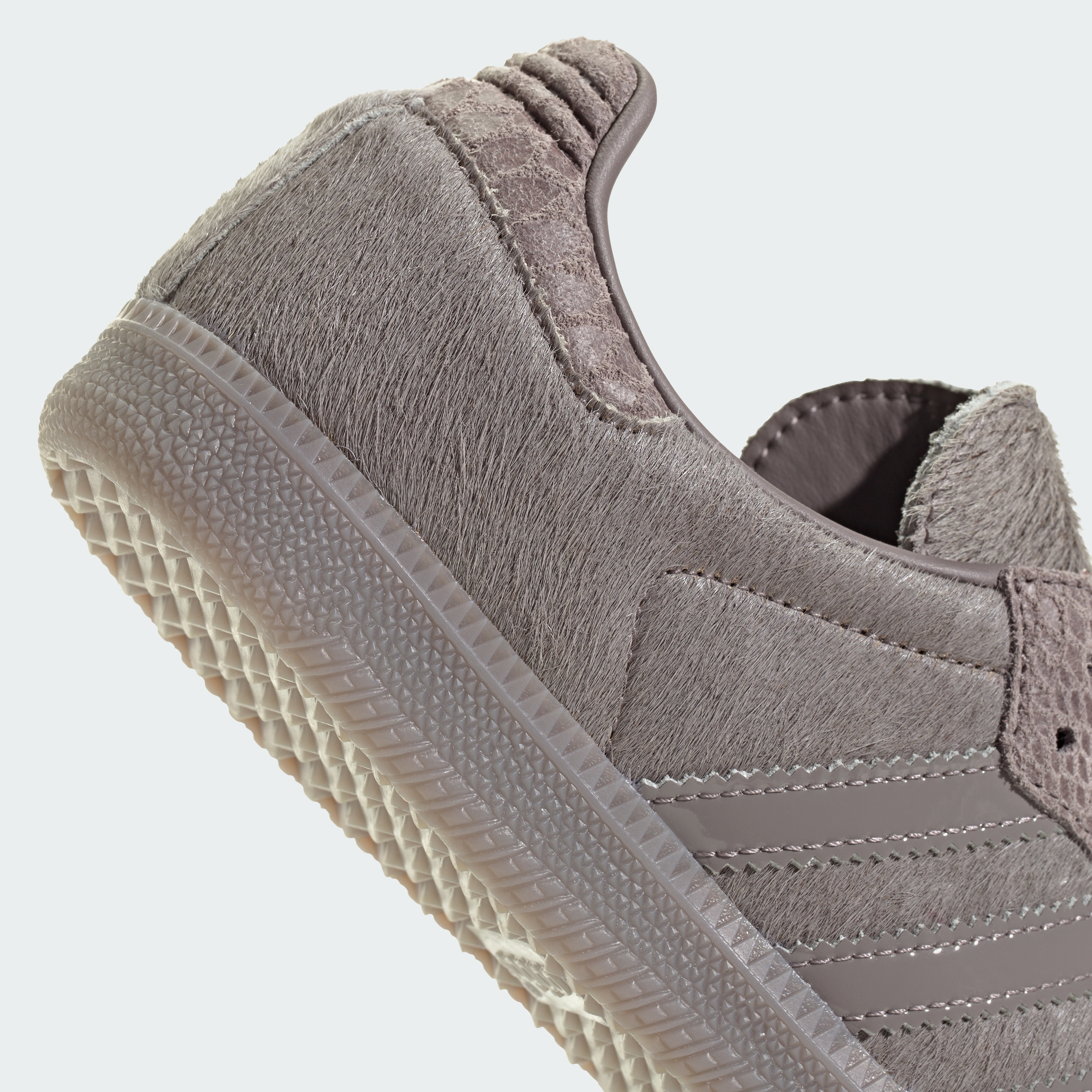 adidas SAMBA OG SHOES - Taupe Oxide / Taupe Oxide / Gold Metallic - View 9