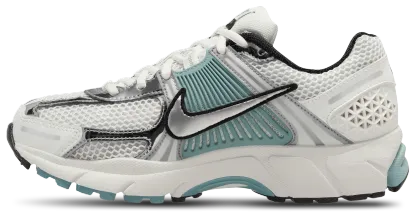 Nike Zoom Vomero 5 News - Metallic Silver/Wolf Grey/Summit White - Image 2