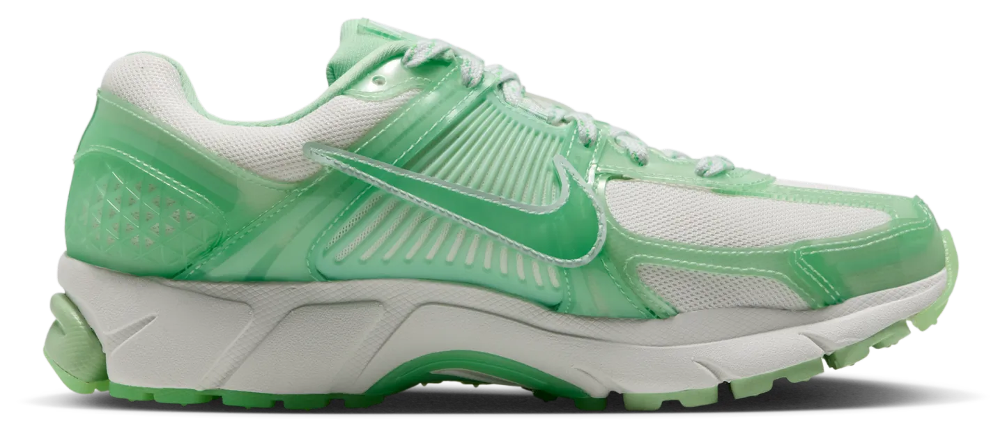 Nike Zoom Vomero 5 - Sail/Barely Green/Cucumber Calm - Image 1