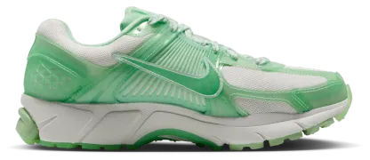 Nike Zoom Vomero 5 - Sail/Barely Green/Cucumber Calm - Image 1