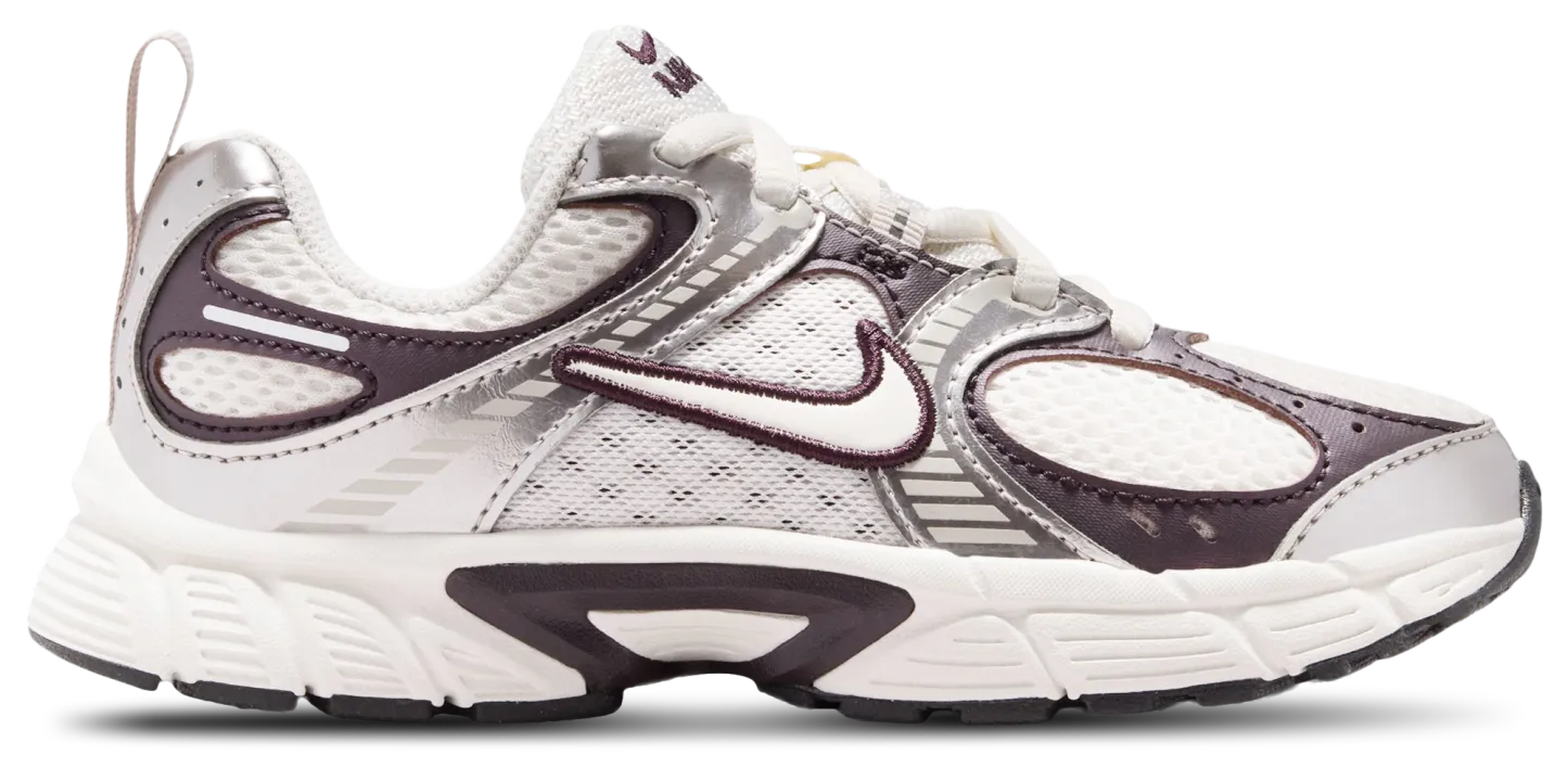 Nike V5 RNR 童款 - White/Silver - Image 1