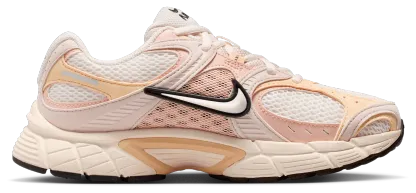 Nike V5 RNR - Chalk/Chalk/Silt Red - Image 1