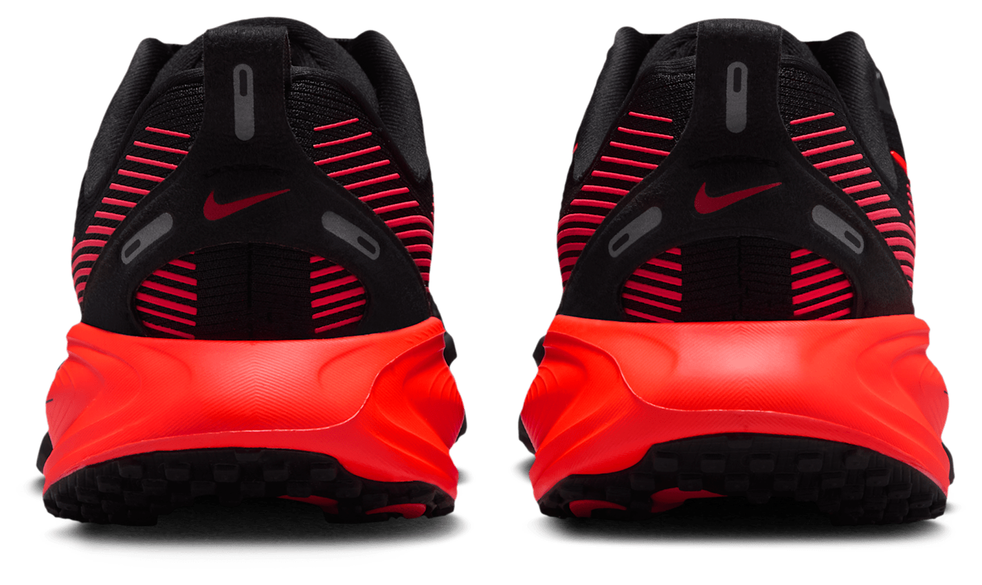 Nike Vomero 18 童款 - Black/Bright Crimson/Anthracite - Image 3