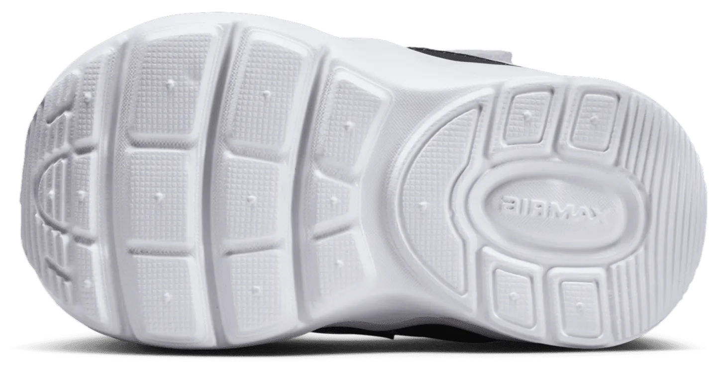 Nike Air Max Nova 童款 - Black/White/White - Image 5