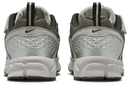 Nike Vomero 5 童款 - College Grey/Black/Cave Stone - Image 3