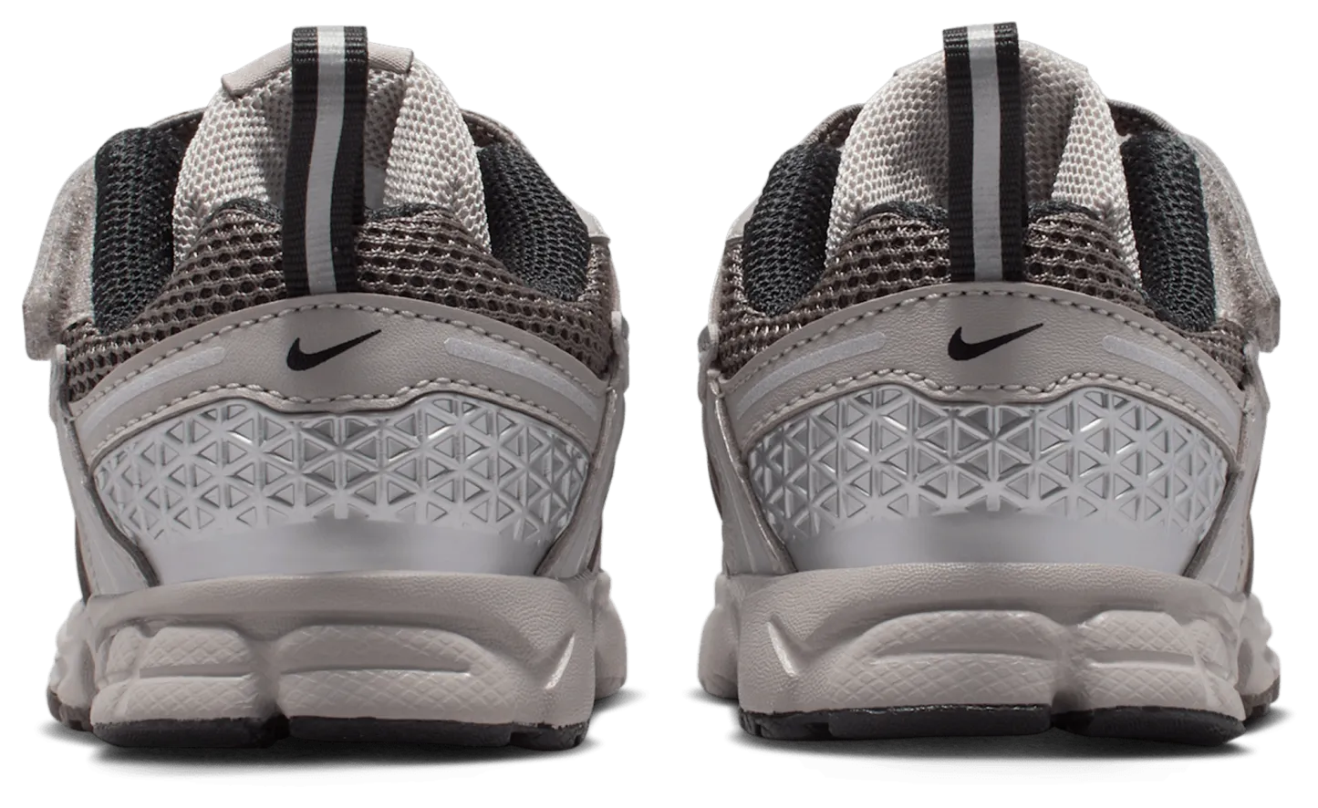 Nike Vomero 5 童款 - College Grey/Black/Cave Stone - Image 3