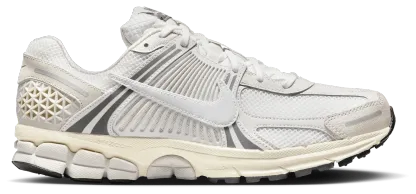 Nike Vomero 5 - Grey/Grey/Beige - Image 1