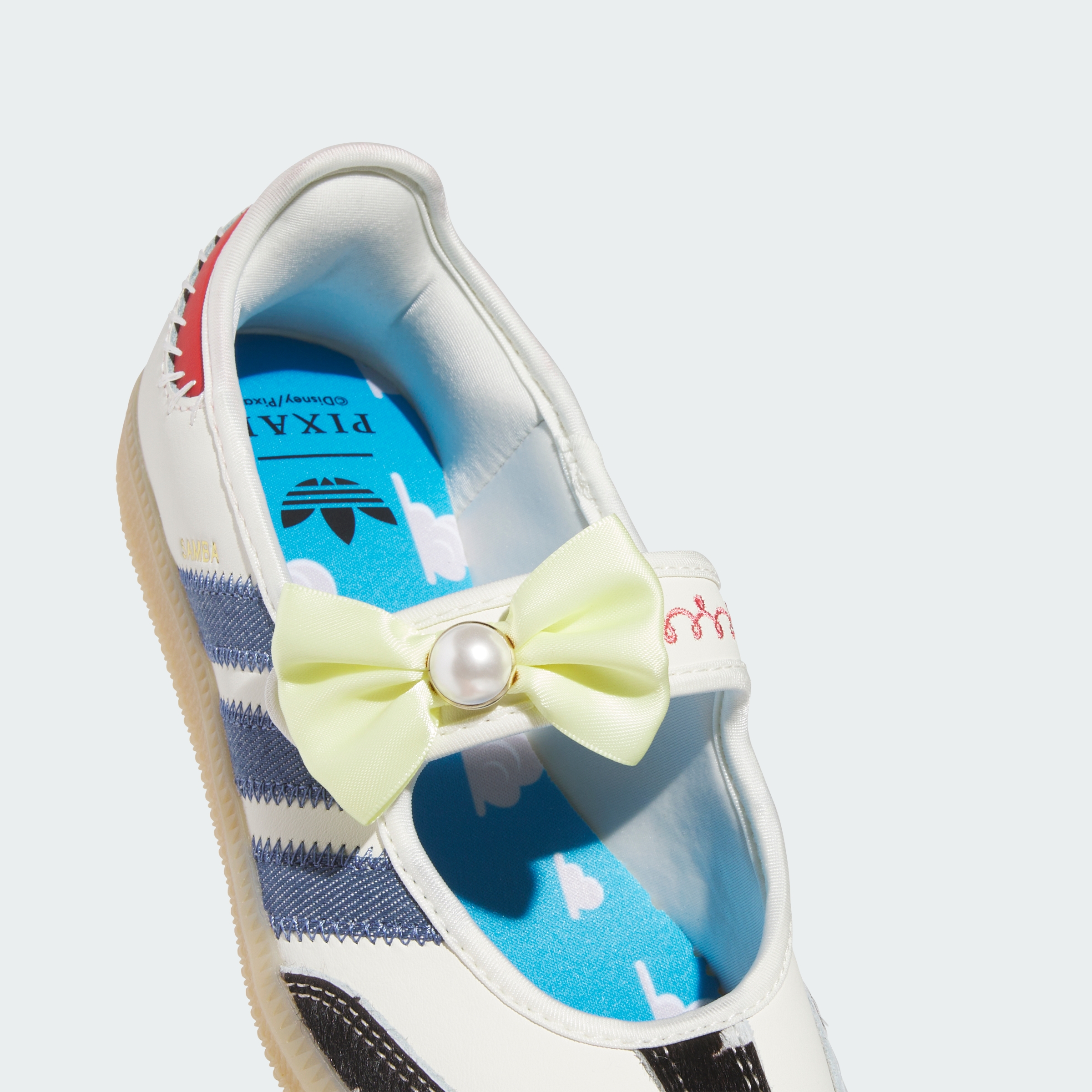 adidas ADIDAS PIXAR TOY STORY SAMBA JANE JUNIOR SHOES - Off White / Core Black / Gum - View 8