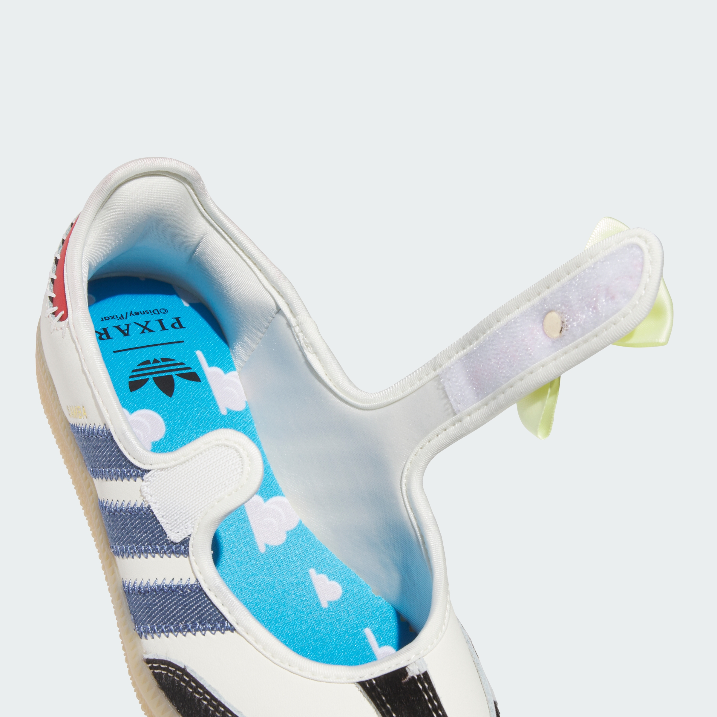 adidas ADIDAS PIXAR TOY STORY SAMBA JANE JUNIOR SHOES - Off White / Core Black / Gum - View 9