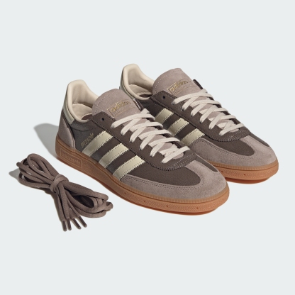 adidas HANDBALL SPEZIAL SHOES - Earth Strata / Warm Vanilla / Gum - View 2