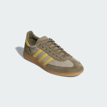 adidas HANDBALL SPEZIAL SHOES - Olive Strata / Pyrite / Gum - View 5